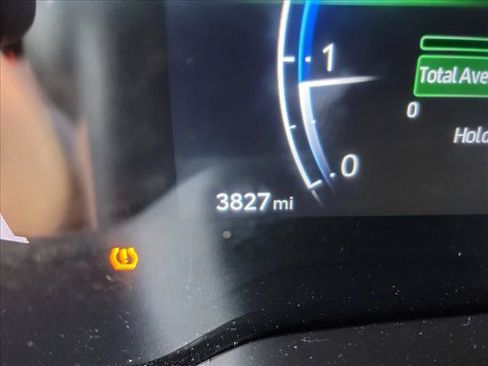 Used 2026 Toyota Corolla SE FWD image 17