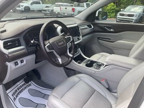 Used 2023 GMC Acadia SLT AWD/4WD image 15