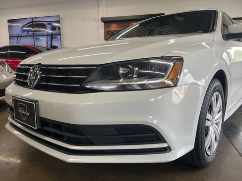 Used 2017 Volkswagen Jetta S FWD image 40