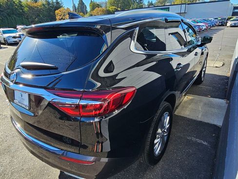 Used 2021 Buick Enclave Premium image 6