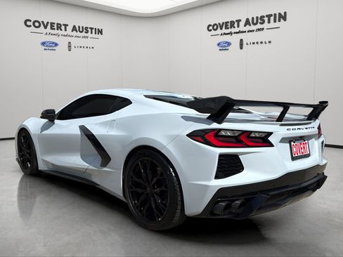 Used 2023 Chevrolet Corvette Stingray Premium Cpe w/ Z51 Performance Package RWD image 3