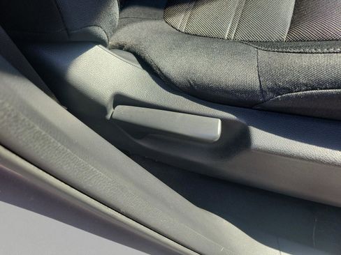 Used 2018 Honda CR-V EX image 21