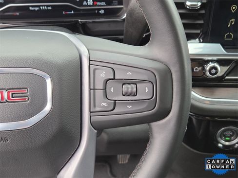 Used 2024 GMC Sierra 1500 SLT image 10