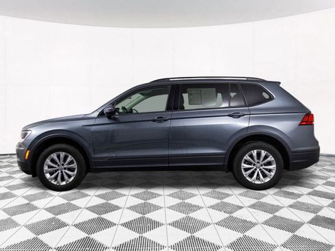 Used 2020 Volkswagen Tiguan S image 9