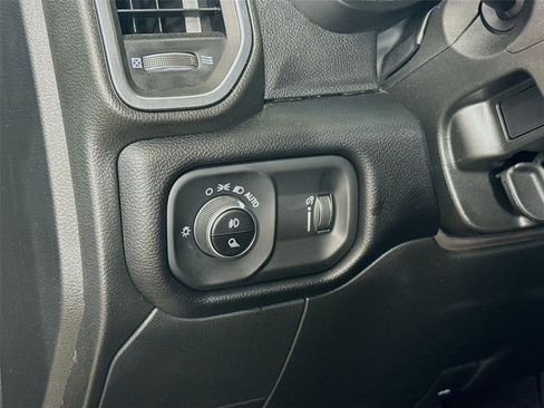 Used 2026 RAM 2500 Big Horn AWD/4WD image 6