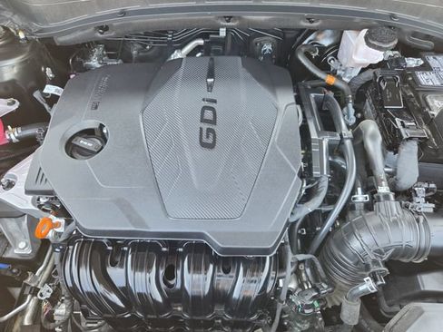 Used 2025 Kia Sportage EX FWD image 23