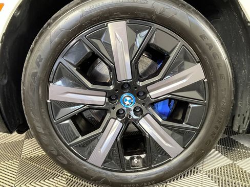 Certified 2024 BMW iX xDrive50 w/ Sport Package AWD/4WD image 12