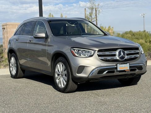 Used 2020 Mercedes-Benz GLC 300 image 6