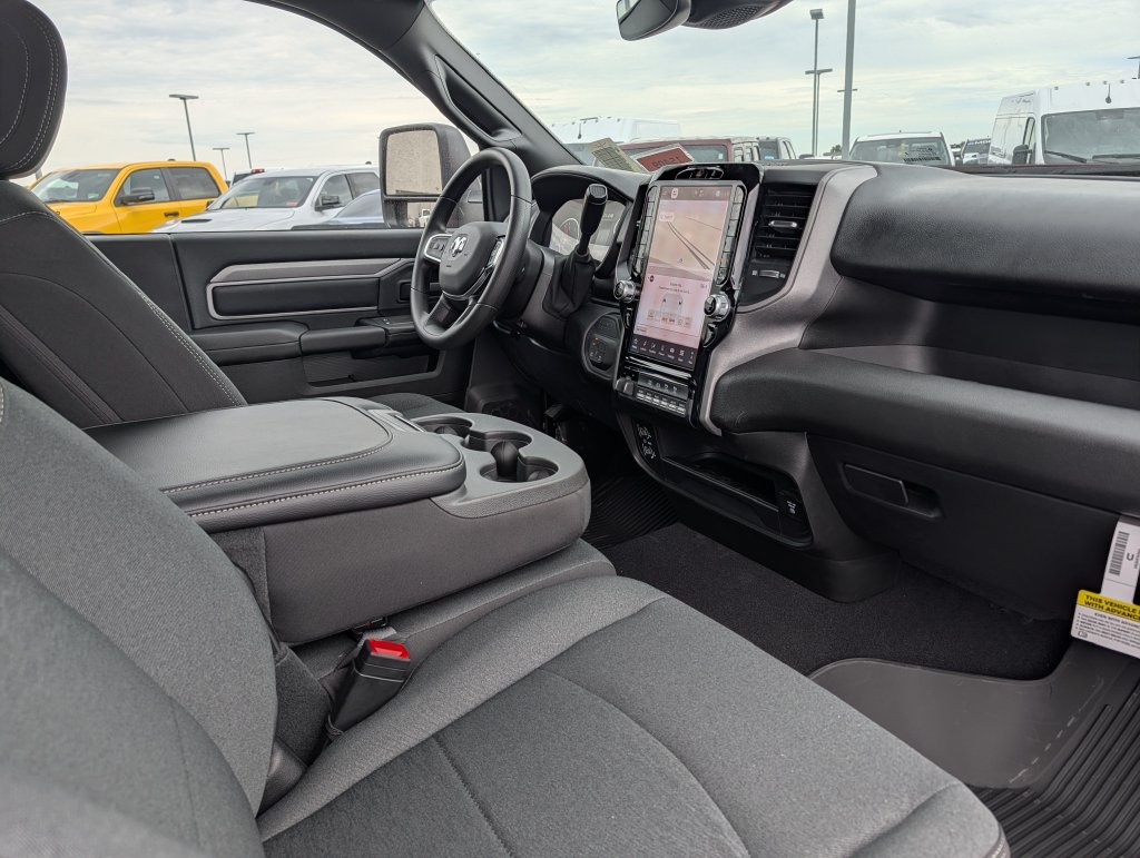 New 2026 RAM 3500 Tradesman AWD/4WD image 7