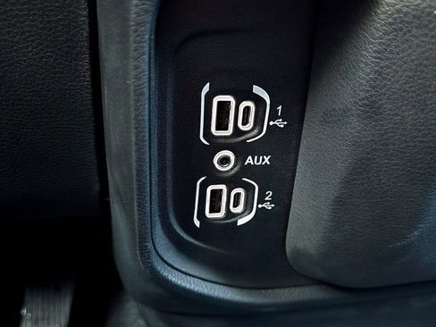 New 2026 RAM 1500 Express image 18