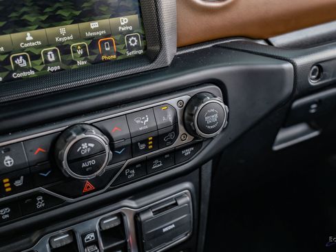 Used 2021 Jeep Wrangler Unlimited Rubicon image 71