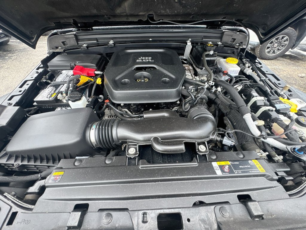 Certified 2022 Jeep Wrangler Sport AWD/4WD image 32