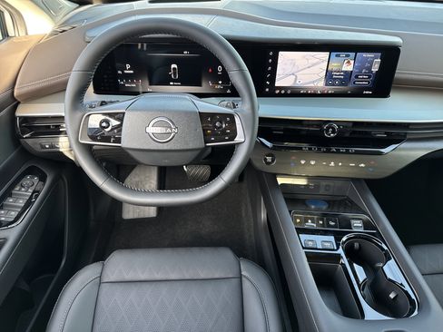 New 2026 Nissan Murano Platinum w/ Cargo Package AWD/4WD image 9