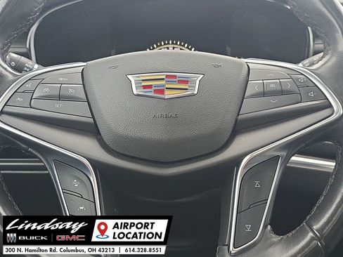 Used 2018 Cadillac XT5 Luxury w/ Driver Awareness Package image 12