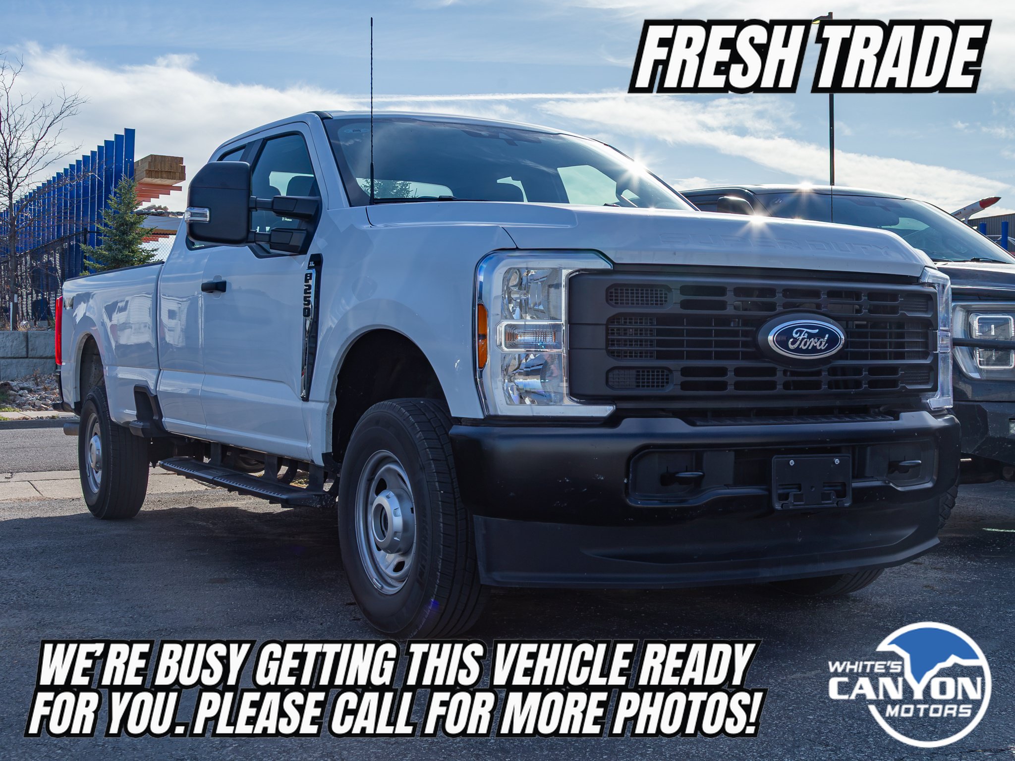 Used 2025 Ford F250 XL AWD/4WD image 1