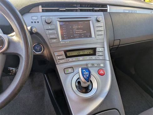 Used 2013 Toyota Prius Plug-In Hybrid image 18