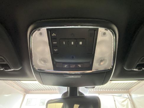 Used 2018 Jeep Grand Cherokee Limited AWD/4WD image 30