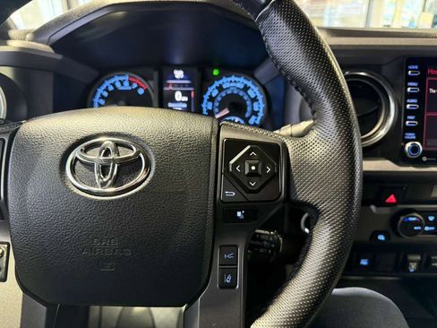 Used 2023 Toyota Tacoma TRD Off-Road image 13