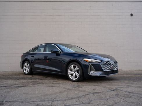 Used 2025 Audi A5 2.0T Premium w/ Convenience Package AWD/4WD image 9