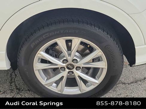 Used 2023 Audi Q3 2.0T Premium image 16