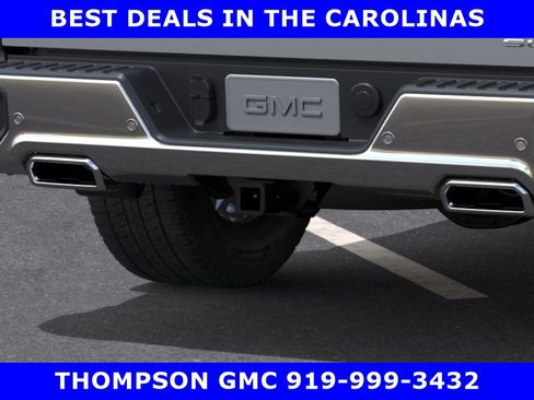 New 2026 GMC Sierra 1500 SLT AWD/4WD image 17