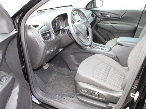Used 2024 Chevrolet Equinox LT w/ LPO, Floor Liner Package AWD/4WD image 10
