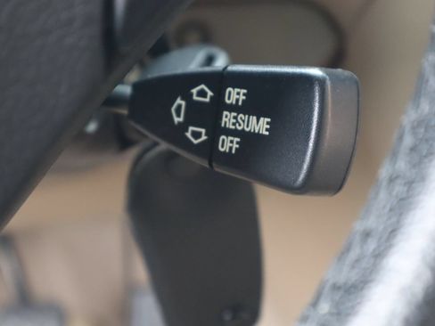 Used 2000 BMW Z3 2.5i RWD image 16