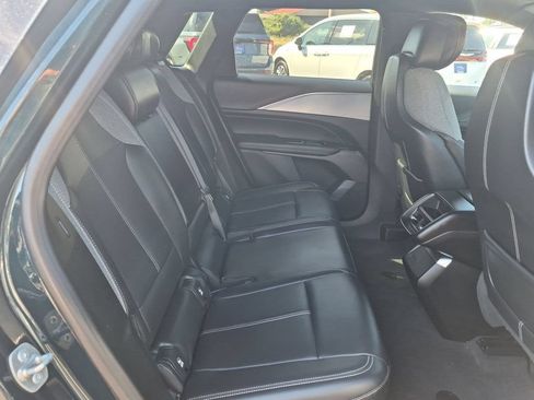 Used 2023 Subaru Outback Onyx Edition AWD/4WD image 30