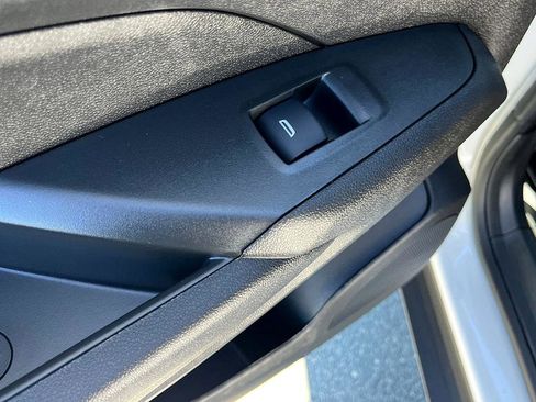 New 2026 Chevrolet Trax RS w/ Sunroof Package image 27