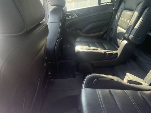 Used 2016 GMC Yukon Denali w/ Open Road Package AWD/4WD image 8
