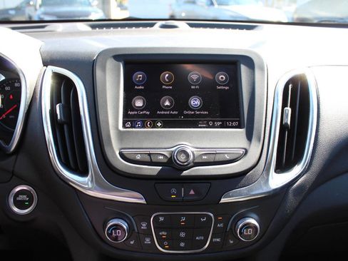 Used 2023 Chevrolet Equinox LT w/ Driver Convenience Package image 14