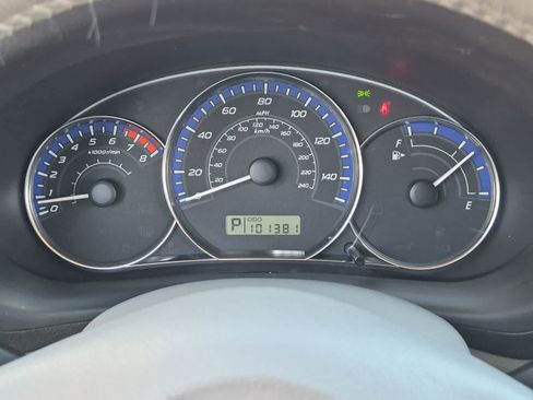 Used 2011 Subaru Forester 2.5X Limited AWD/4WD image 33