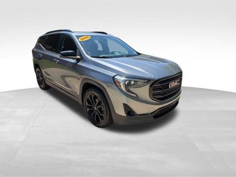 Used 2020 GMC Terrain SLT w/ Elevation Edition FWD image 3
