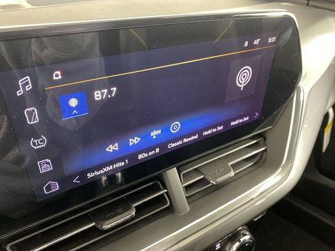 New 2026 Chevrolet Trax ACTIV w/ Sunroof Package image 13