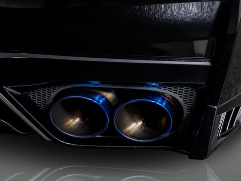 Used 2021 Nissan GT-R Premium image 14