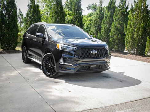 Used 2022 Ford Edge ST-Line AWD/4WD image 2