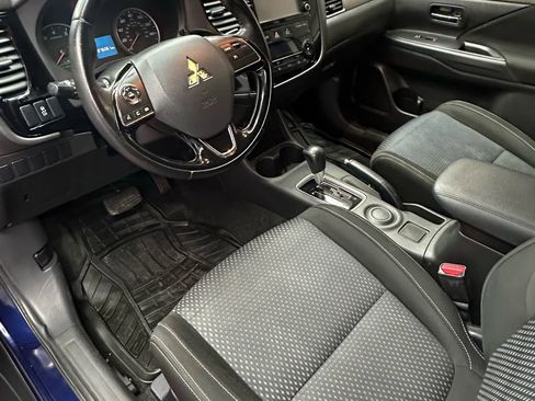 Used 2016 Mitsubishi Outlander ES image 11