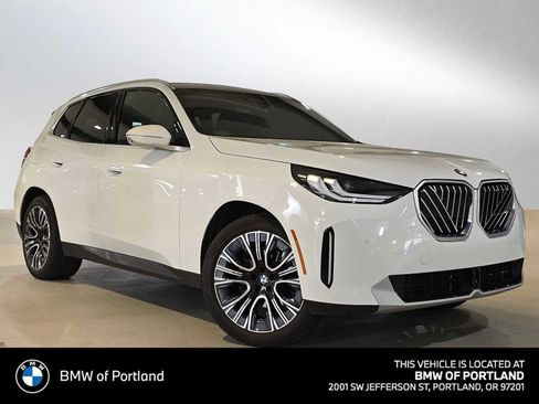 Used 2026 BMW X3 xDrive30 w/ Premium Package AWD/4WD image 1