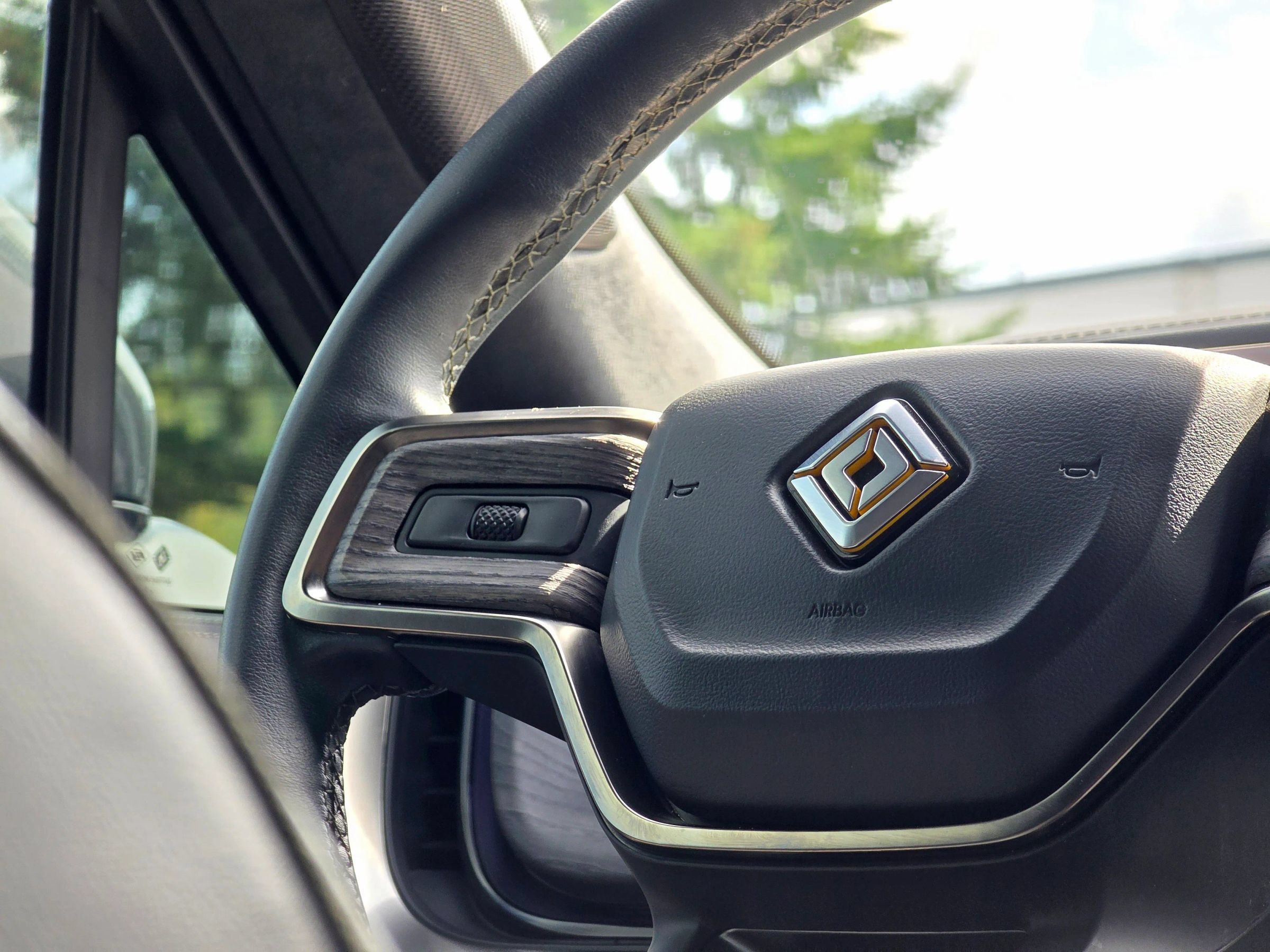 Used 2023 Rivian R1S Adventure Quad AWD/4WD image 27