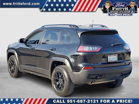 Used 2022 Jeep Cherokee Latitude w/ Sun & Sound Group image 3