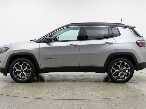 Used 2025 Jeep Compass Limited AWD/4WD image 5