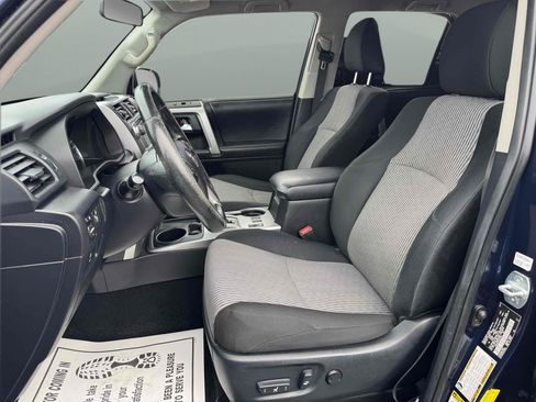 Used 2014 Toyota 4Runner SR5 RWD image 10