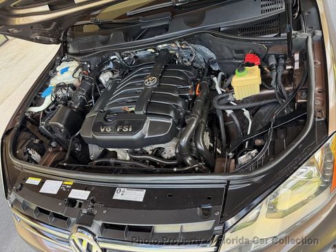 Used 2012 Volkswagen Touareg VR6 AWD/4WD image 74