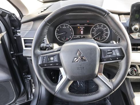 Used 2022 Mitsubishi Outlander SEL image 17