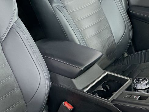 Used 2023 Mitsubishi Outlander SE AWD/4WD image 42
