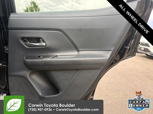 Used 2025 Nissan Kicks SV w/ Charging Package AWD/4WD image 14