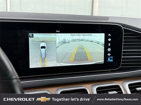 Used 2022 Mercedes-Benz GLS 450 4MATIC image 25