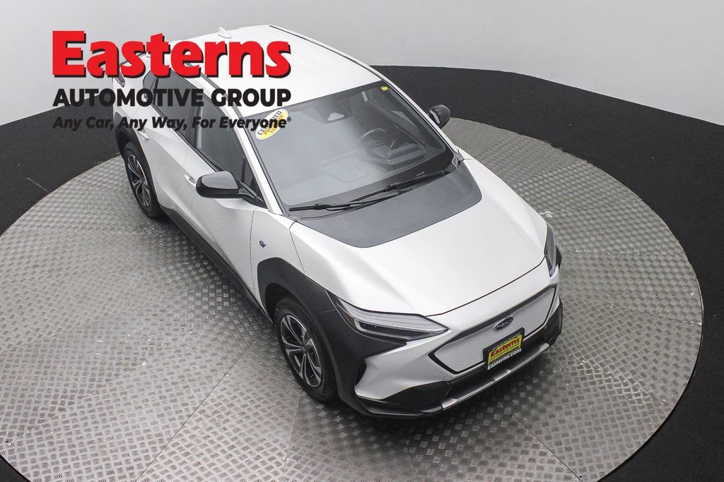 Used 2023 Subaru Solterra AWD image 5