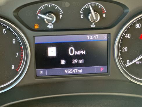 Used 2021 Buick Enclave Premium w/ Sun and Sites Package image 15