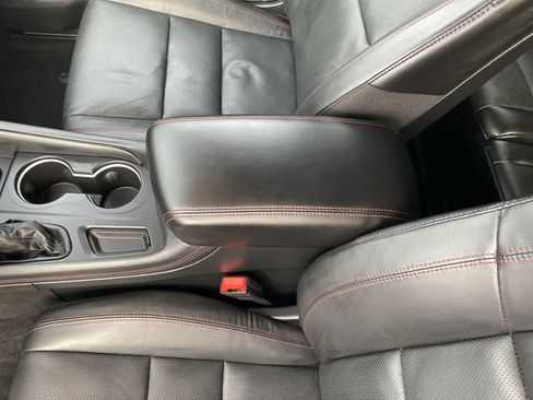 Used 2025 Dodge Durango GT image 21